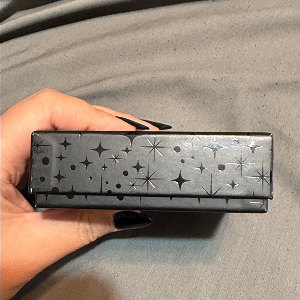 Baublebar Disney Evil Queen Earrings - Picture 7 of 9